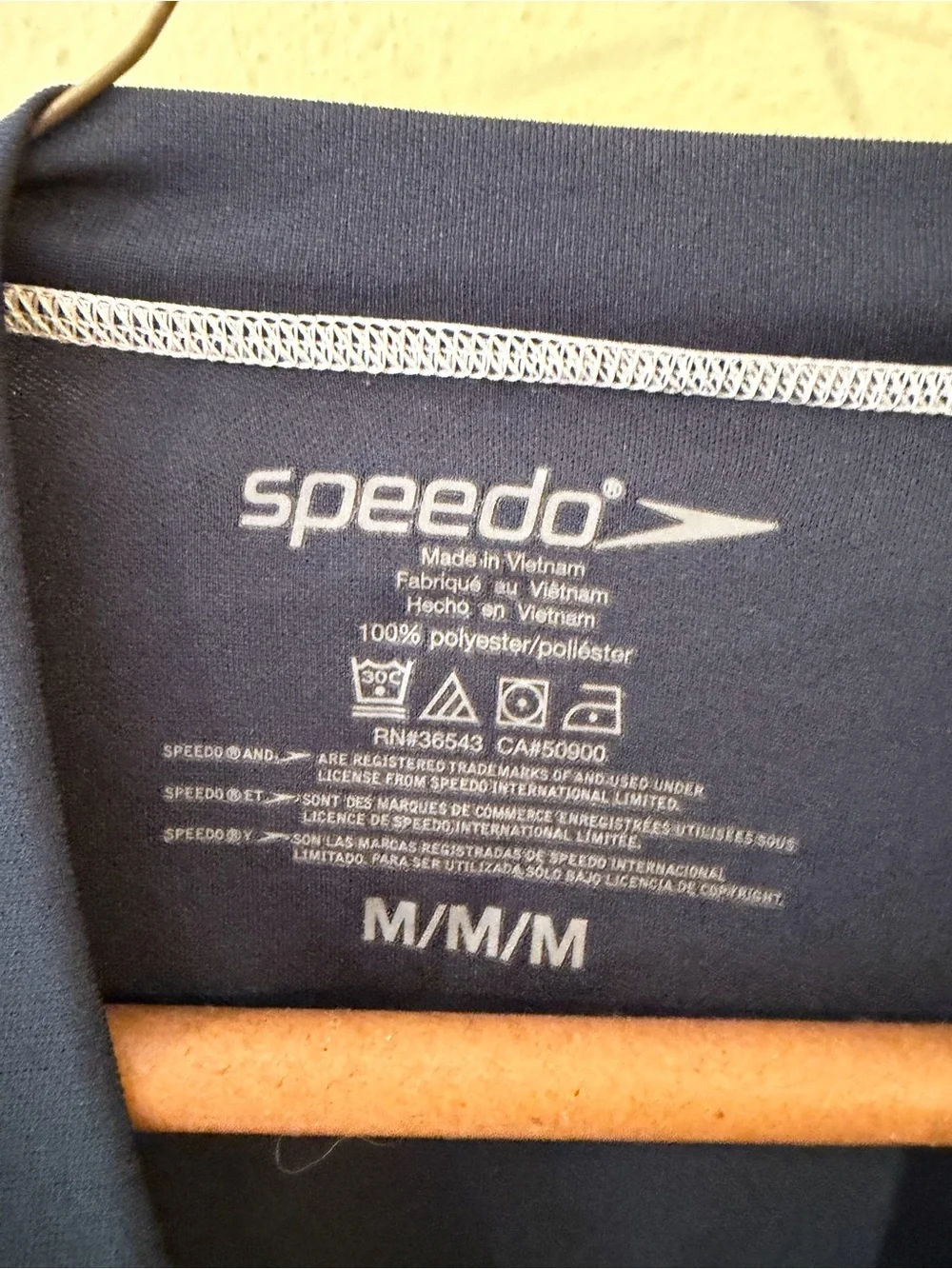Speedo Men's Navy Blue Short-Sleeve Rash Guard with White Trim
